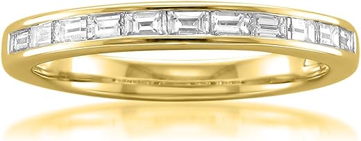 Choosing Between Baguette and Pave Diamond Bands: A Guide 1 Choosing Between Baguette and Pave Diamond Bands: A Guide