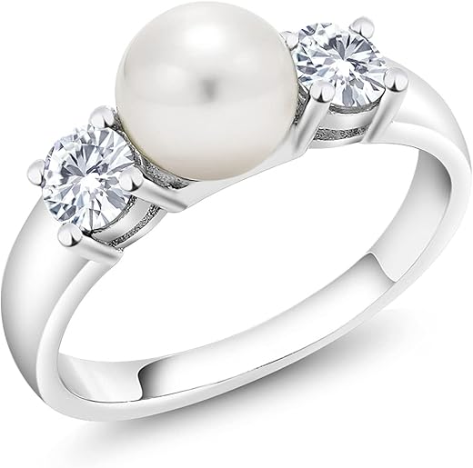 Discover Your Top 9 Pearl Engagement Rings 1 Discover Your Top 9 Pearl Engagement Rings