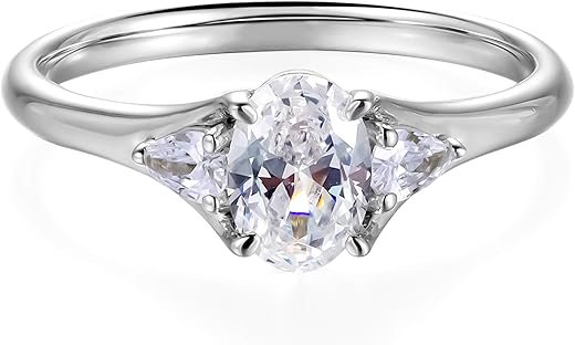 Gemstone vs. Diamond Rings: Which Should You Choose? 1 Gemstone vs. Diamond Rings: Which Should You Choose?