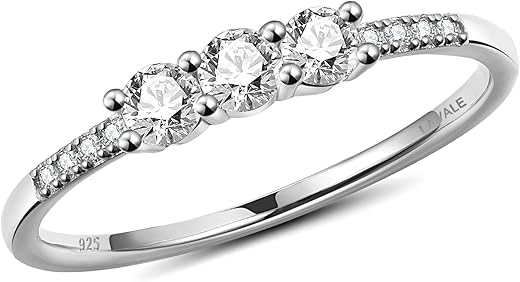 Your Guide to 6 Stunning Knife Edge Rings 1 Your Guide to 6 Stunning Knife Edge Rings