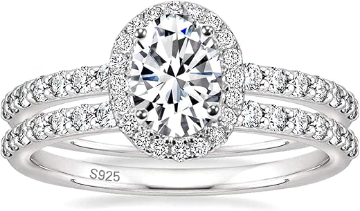 Oval vs Pear Cut Bridal Sets: Which is Right for You? 1 Oval vs Pear Cut Bridal Sets: Which is Right for You?
