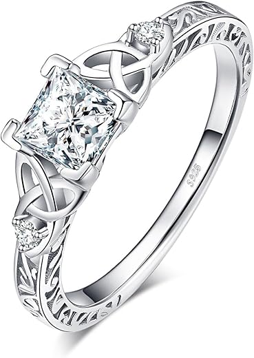 8 Must-Have Princess Cut Halo Rings for You 1 8 Must-Have Princess Cut Halo Rings for You