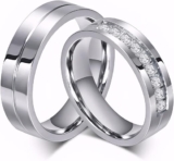 Couples’ Style Showdown: His & Hers vs Unique Floral Rings